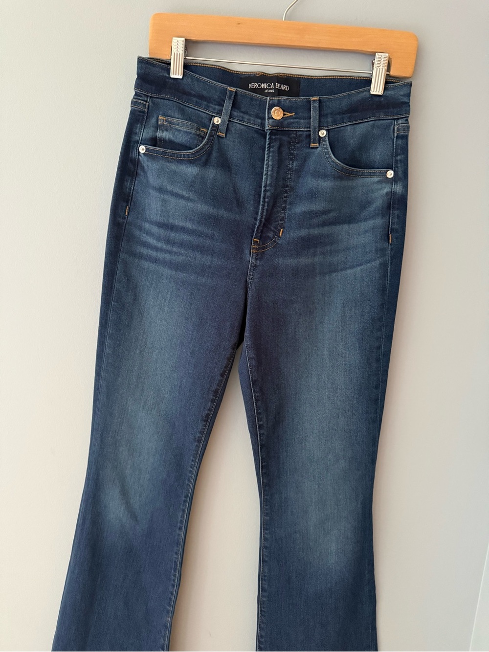 VERONICA BEARD Beverly Skinny-Flare Jean - Bright Blue